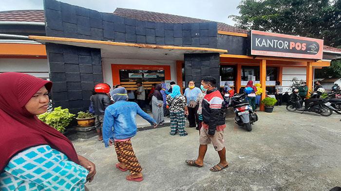 BLT Minyak Goreng, Masyarakat di Sekadau Harap Tepat Sasaran