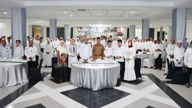 Pemkot Singkawang Beri Subsidi Rp 4,5 Juta Bagi Para Calon Jamaah Haji