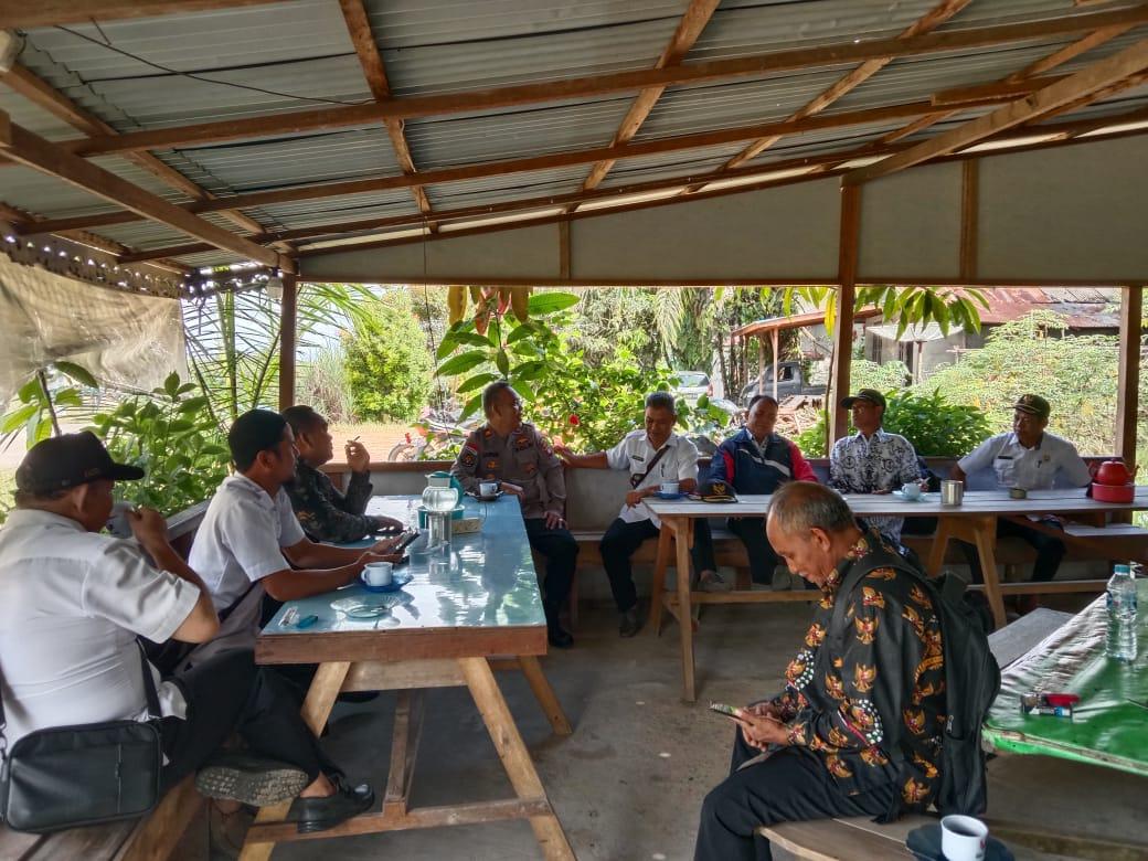 Temui Tokoh Masyarakat Jelang Pemilu 2024, Ini Harapan Kapolsek Bunut Hulu Iptu Jaspian