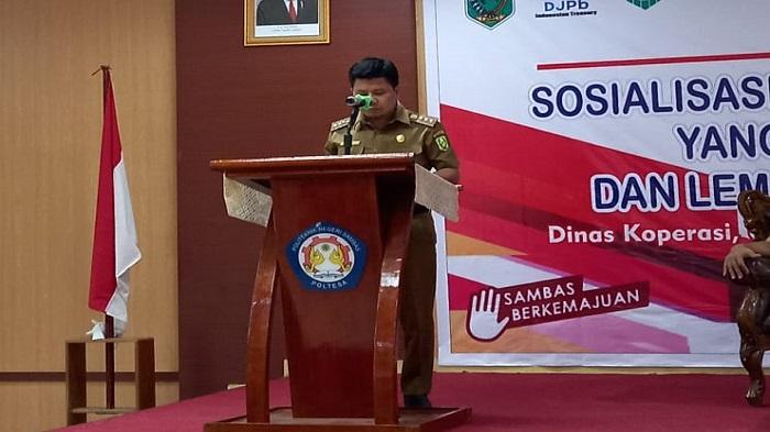 Bupati-Sambas-Satono-ketika-membuka-sosialisasi-pinjaman-kredit-usaha.jpg