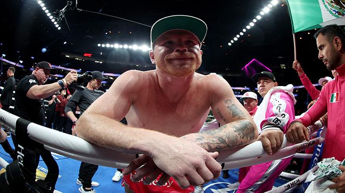 Canelo-Alvarez-bereaksi-setelah-pertarungan-1.jpg