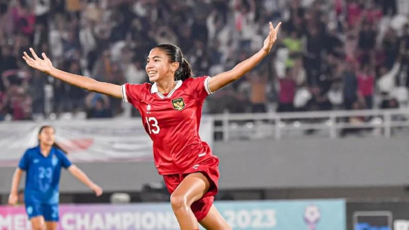 Claudia-Scheunemann-skorer-Timnas-Putri-Indonesia.jpg