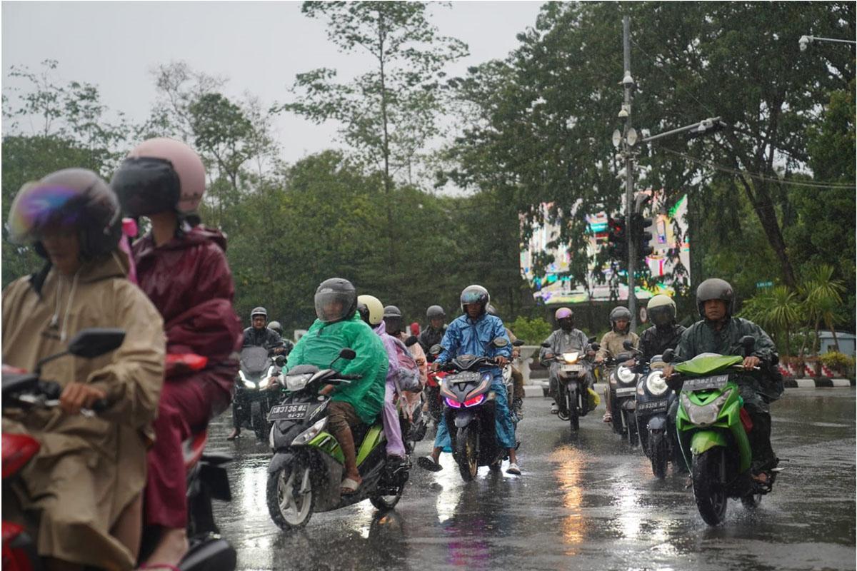 Prakiraan Cuaca Kalbar 9 April 2026: Mayoritas Hujan, BMKG Keluarkan Peringatan