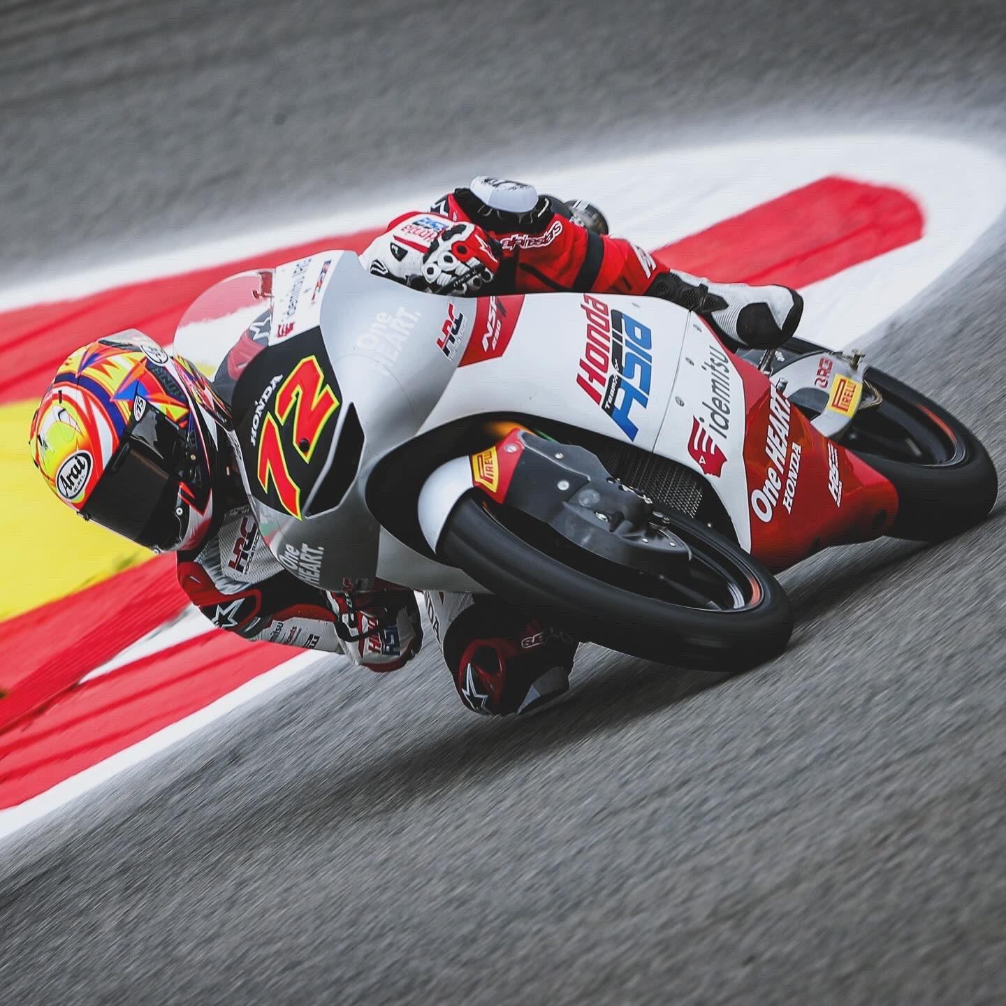 Daniel-Holgado-Juara-Moto3-seri-MotoGP-Portugal-2024-Eks-Rekan-Pembalap-Indonesia-Gagal-Dapat-Poin.jpg
