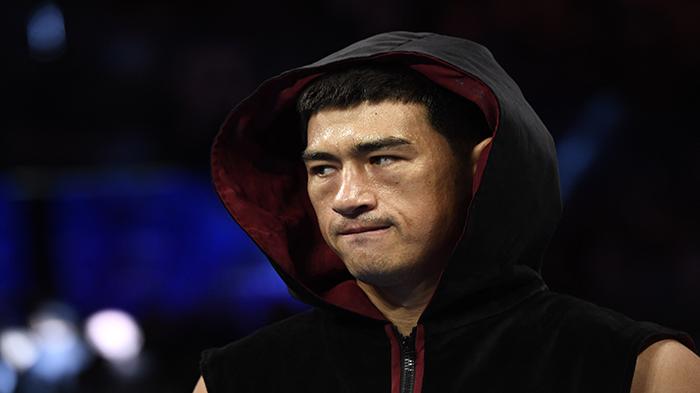 Dmitry-Bivol-dikabarkan-enggan-untuk-rematch-dengan-Canelo-pada-Mei-2023.jpg