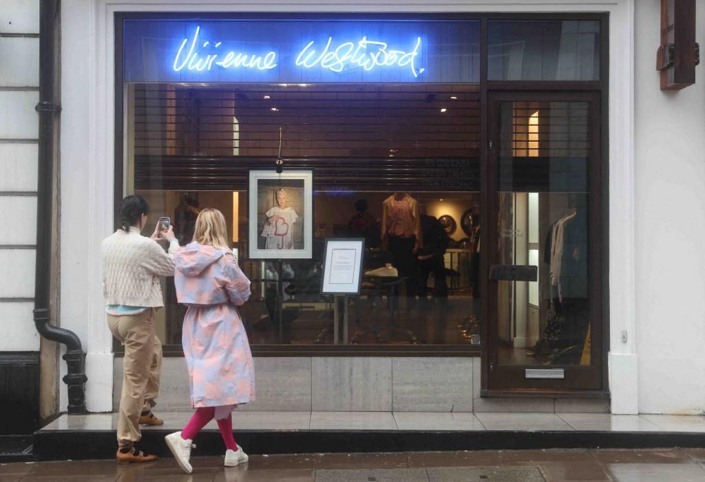 Doa Mengenakan Pakaian Baru ketika Lebaran 2023 Idul Fitri 1444 H setelah Sebulan Puasa Ramadhan