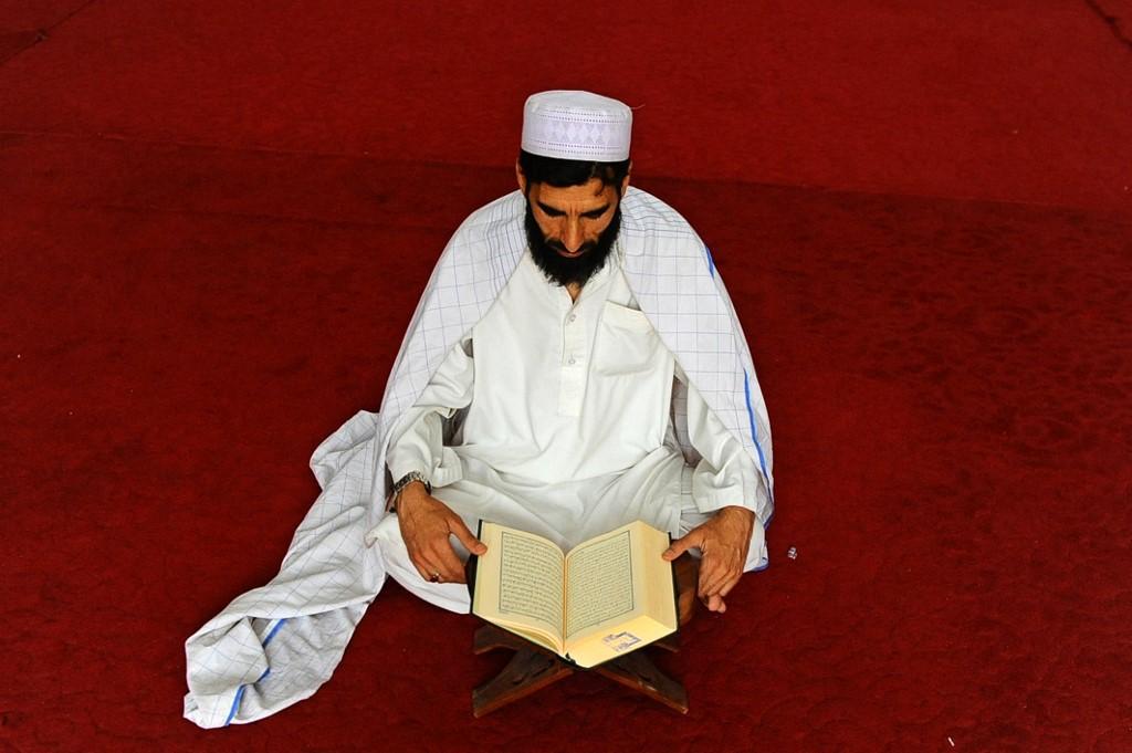 Doa setelah Membaca Surah Al Mulk , Bisa Menjadi Wasilah Syafaat dan Perlindungan dari Siksa Kubur