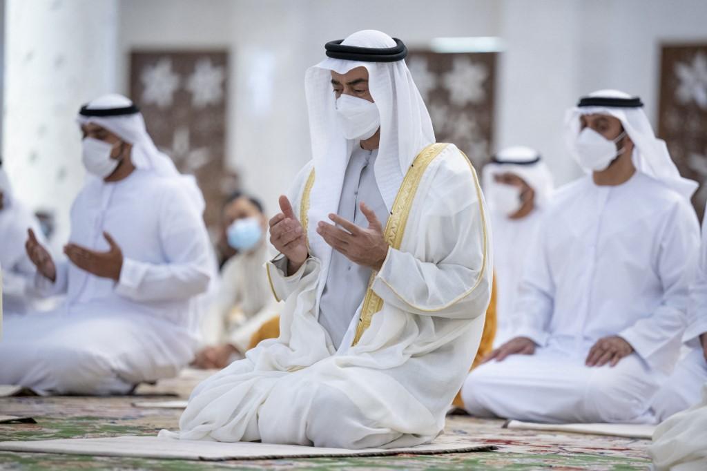 Doa setelah Sholat yang Pendek Namun Mustajab dan Penting, Rasulullah SAW Ajarkan Ini ke Mu'adz