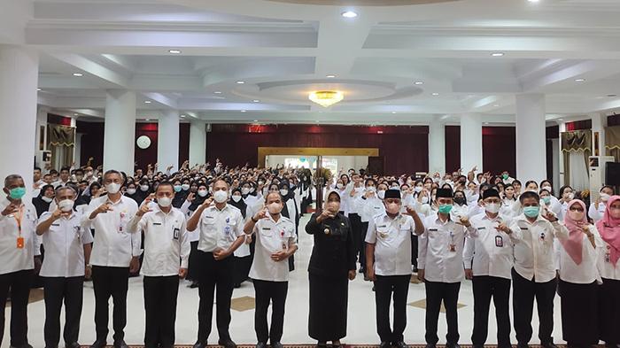 313 Guru Honorer di Mempawah Resmi Diangkat dan Diambil Sumpah Sebagai Pegawai PPPK