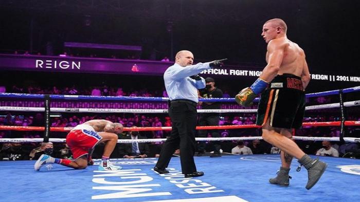 Hasil World Boxing Hari Minggu: 10 Ronde Tuntas! Eimantas Stanionis Rebut Gelar Juara Radzhab Butaev