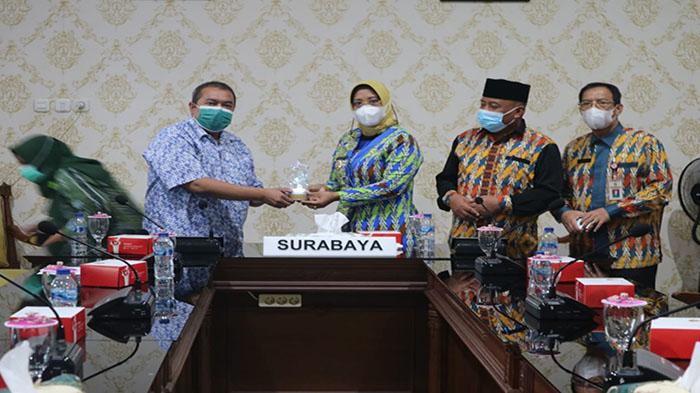 Erlina-bersama-jajarannya-melakukan-kunjungaw32rdef.jpg