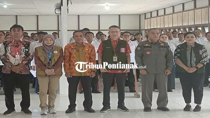 Foto-bersama-setelah-membuka-pelaksanaan-seleksi-ko23r.jpg