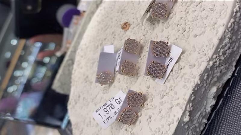 Harga Emas di Pontianak Hari Ini, Masih Normal Tak Ada Kenaikan