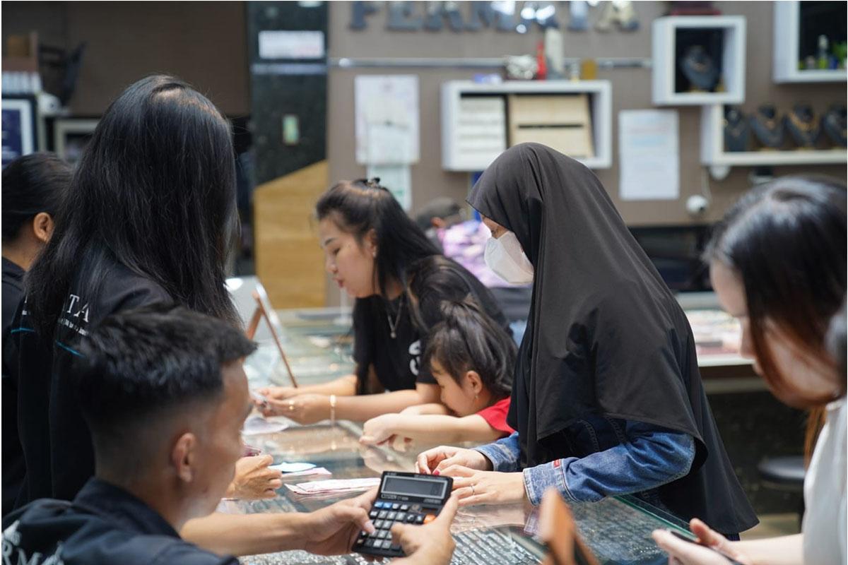 Daftar Harga Emas Pegadaian 12 Juli 2026: Antam, UBS, dan Galeri 24 Terbaru - Tribunpontianak.co.id