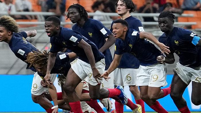 Hasil-akhir-Prancis-vs-Mali-di-Piala-Dunia-U17-2023.jpg