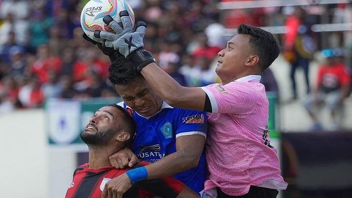 Hasil-akhir-pertandingan-Persipura-Jayapura-vs-PSBS-Biak.jpg