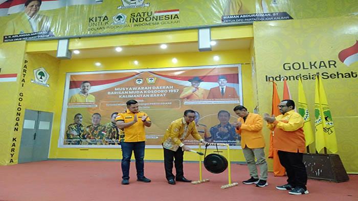 BMK 1957 Dorong DPD Partai Golkar Calonkan Andrianus Asia Sidot pada Pilgub 2024