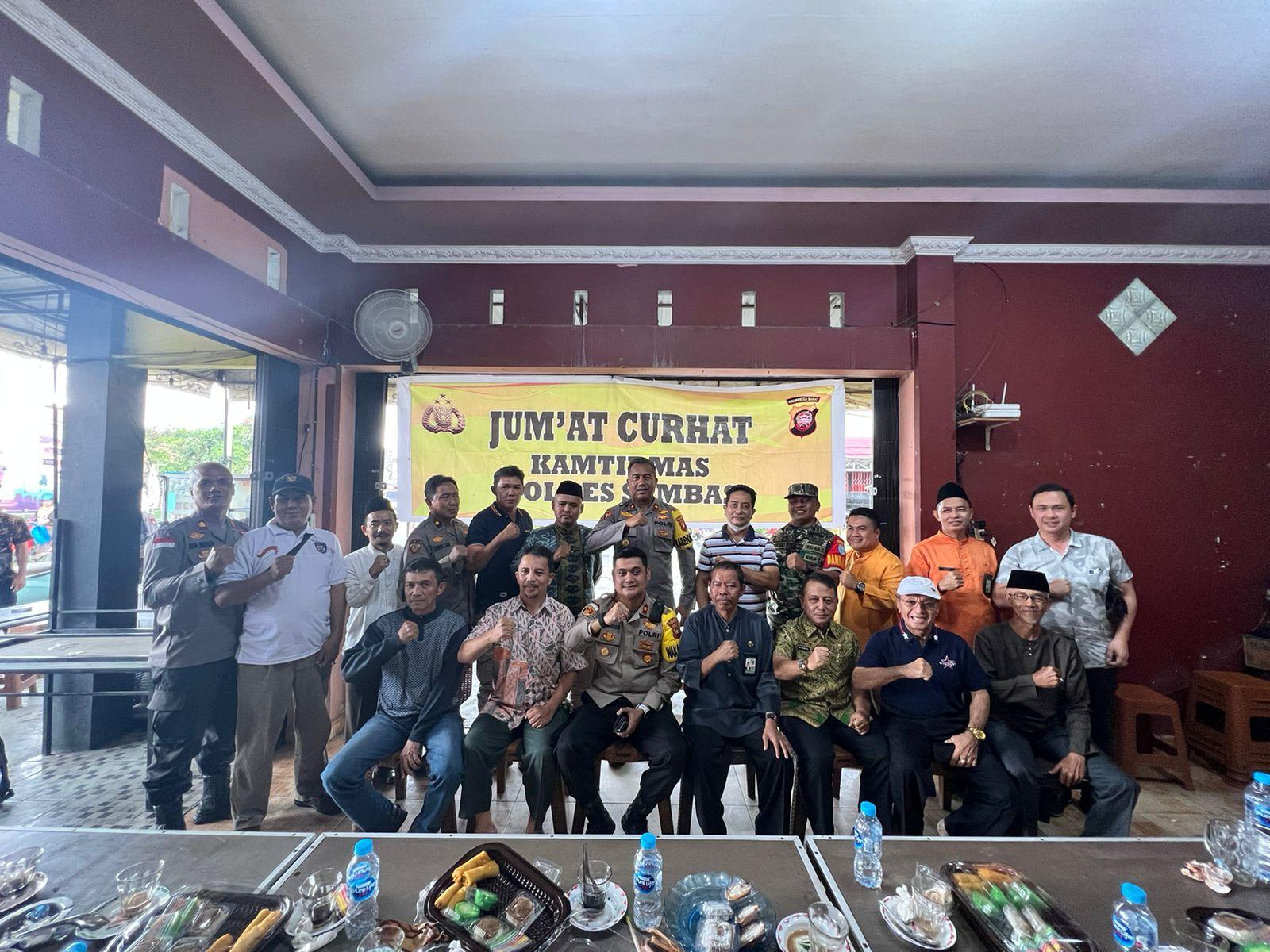 Wakapolres Sambas Gelar Jumat Curhat Bersama Tokoh Masyarakat dalam Menyambut Bulan Ramadan