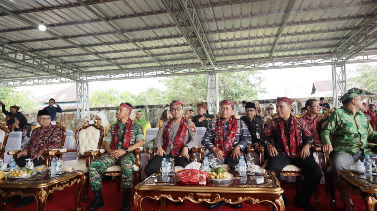 Dukung Pelestarian Budaya, Kapolres Ketapang Hadiri Pekan Budaya IKBM Kabupaten Ketapang 2022