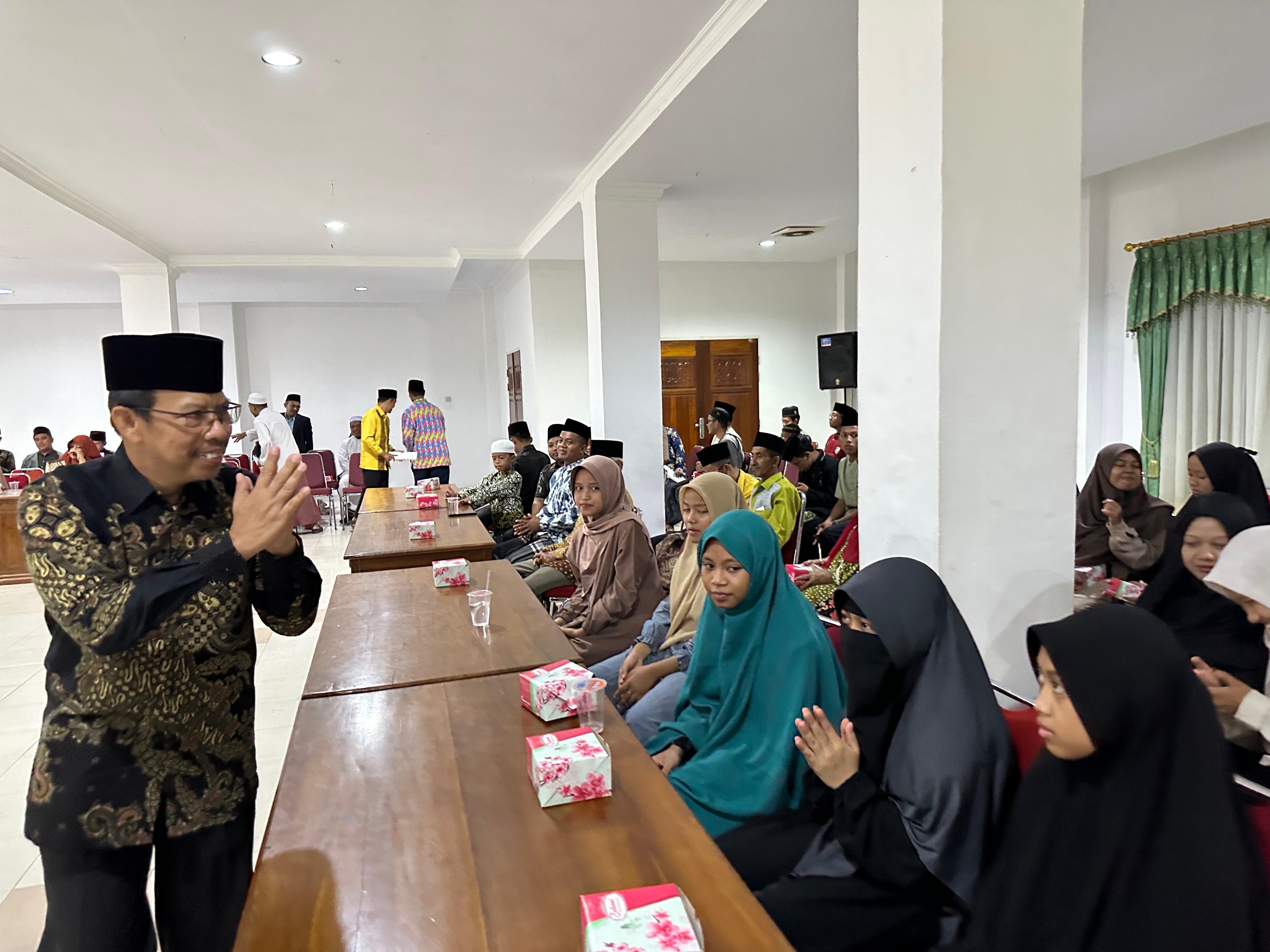 Pj Bupati Ismail Berikan Pesan dan Motivasi Khusus pada Kafilah MTQ Kabupaten Mempawah