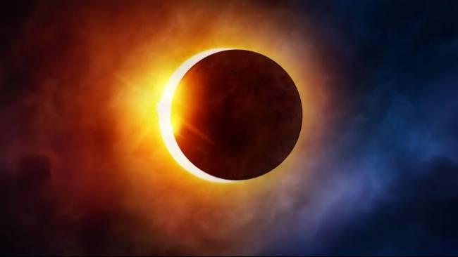 Jadwal-Fenomena-Langka-di-Langit-Indonesia-Oktober-2024-Gerhana-Matahari-Cincin-Bertabur-Meteor.jpg