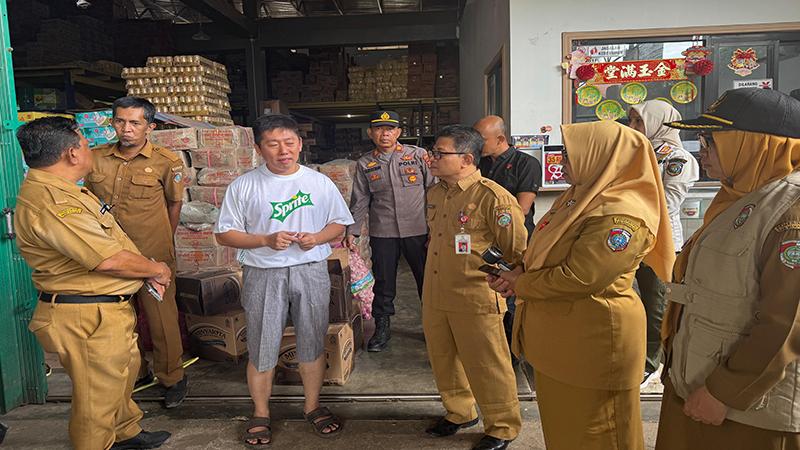 Jelang Idul Adha, Disperindagnaker Mempawah Bersama TPID Lakukan Sidak Pasar