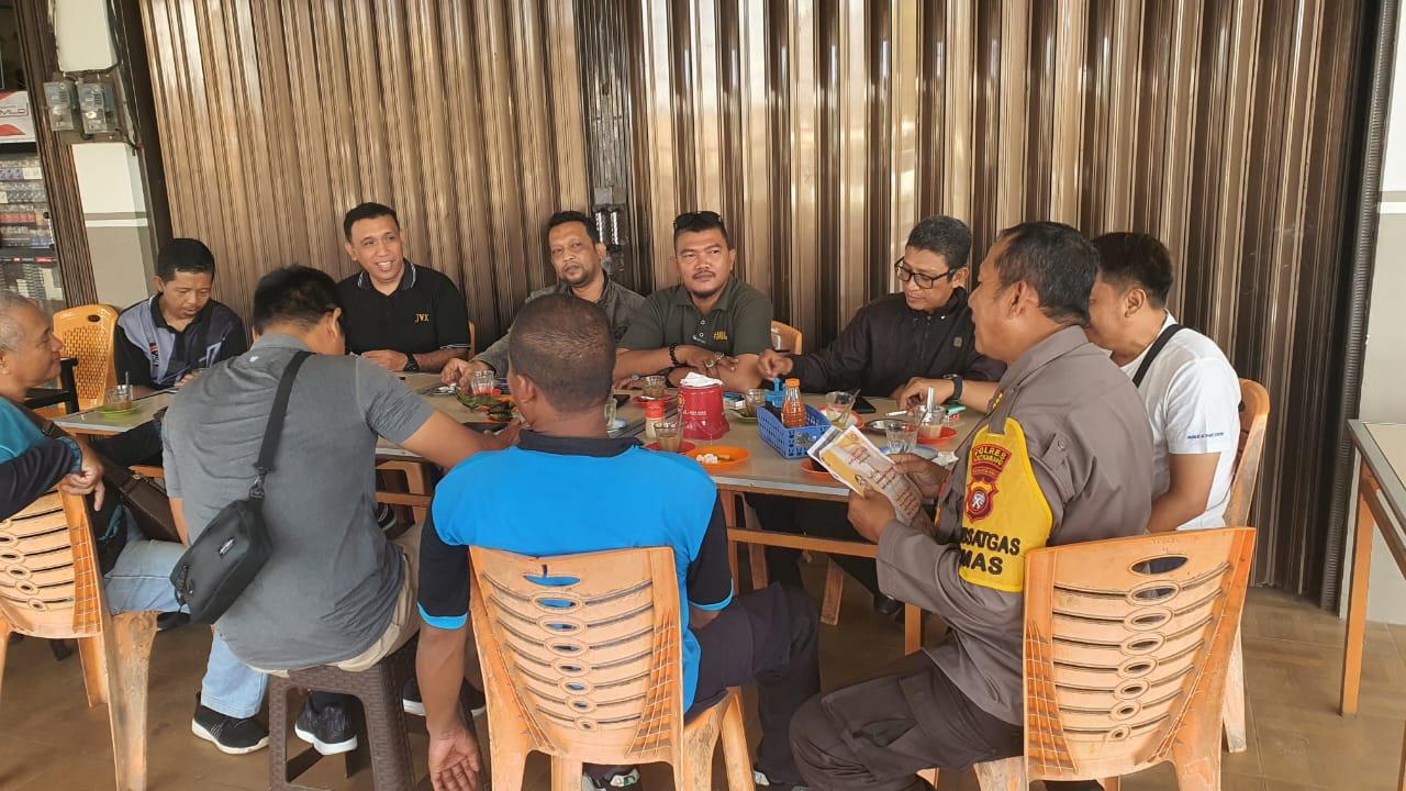 Jumat Curhat, Kasat Binmas Polres Singkawang Dengarkan dan Tampung Keluhan dan Masukan Masyarakat