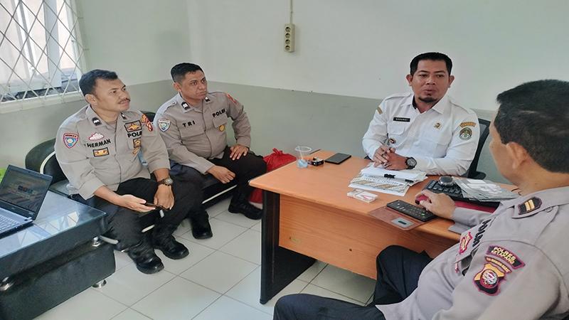 KBO Sat Binmas Sambangi Kantor Desa Sei Kinjil Pesisir Gelorakan Program Ketahanan Pangan Bergizi