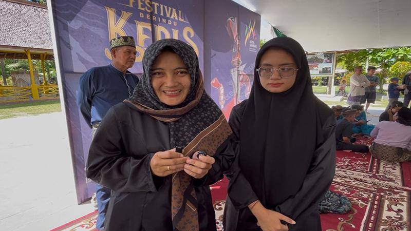 Peserta Lomba Keris Perempuan di Sambas, Devi Awalnya Merasa Mustahil