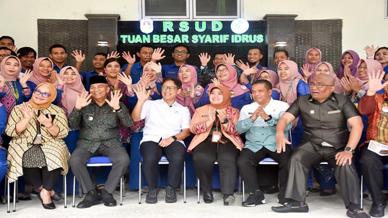 Menkes Budi Kunjungi RSUD TBSI di Rasau Jaya Kubu Raya