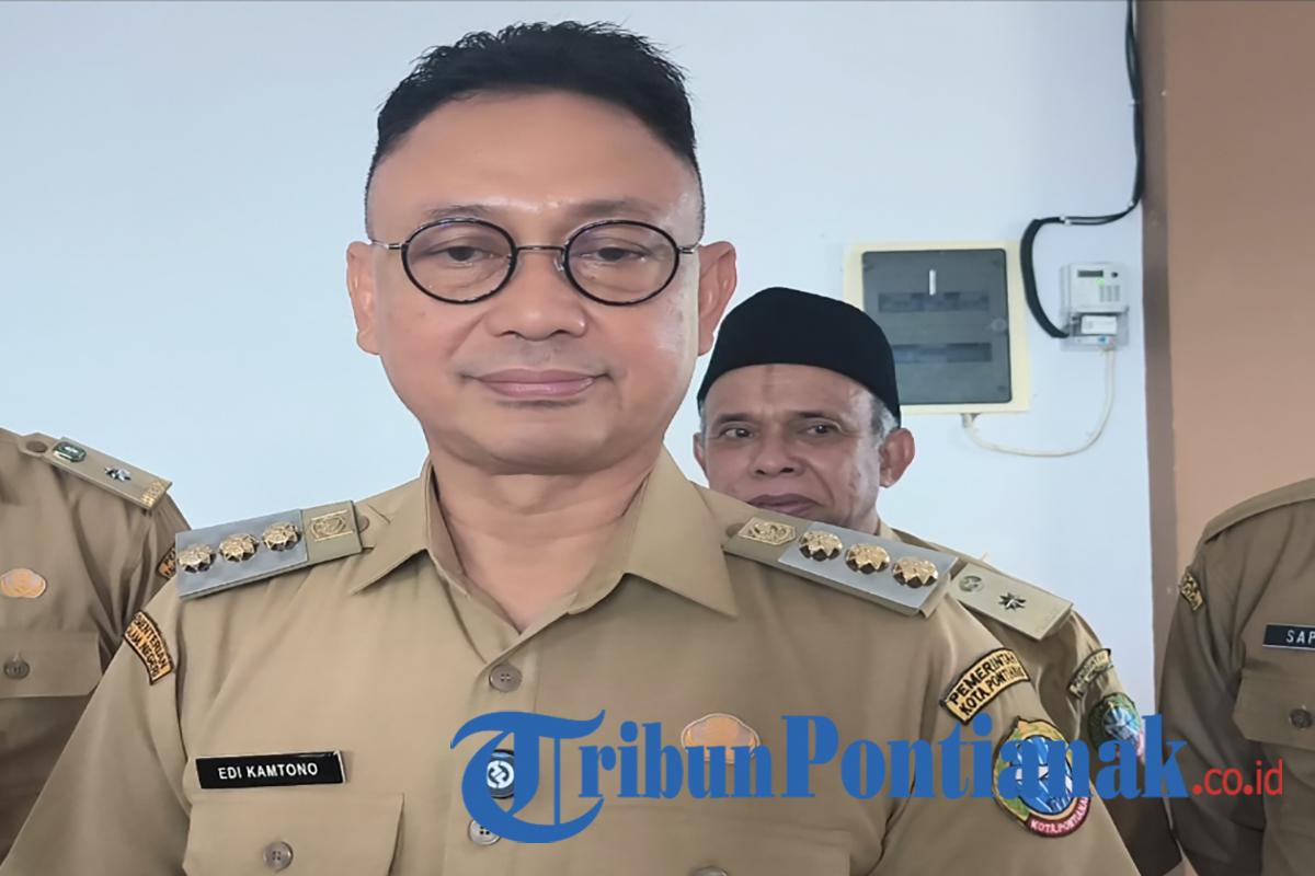 Kamtono-saat-di-wawancarai-tribunpontia.jpg