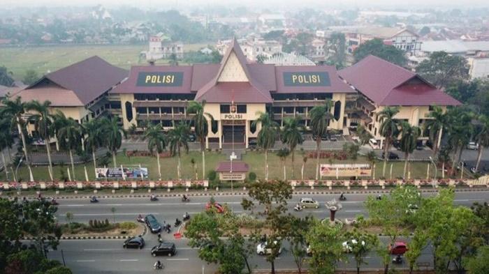 Kantor-Polda-Kalbar-yang-beralamat-di-Jalan-Ahmad-Yani-Kota-Pontianak.jpg