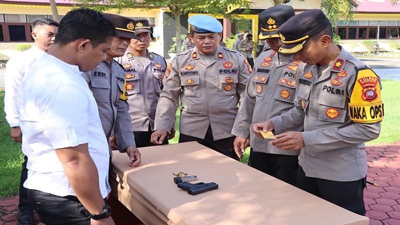 Kapolres Mempawah Periksa Personel Pemegang Senjata Api, Antisipasi Potensi Penyalahgunaan Senpi