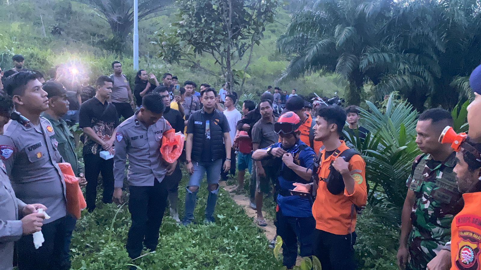 Tim  Gabungan Polda Kalbar Berhasil Temukan  Helikopter PK-CFX  yang Dinyatakan Hilang Kontak