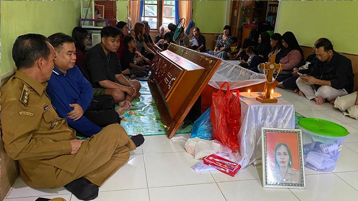 Kecelakaan-Maut-Bus-Damri-Bala-Kungjungi-Rumah-Duka-23232.jpg