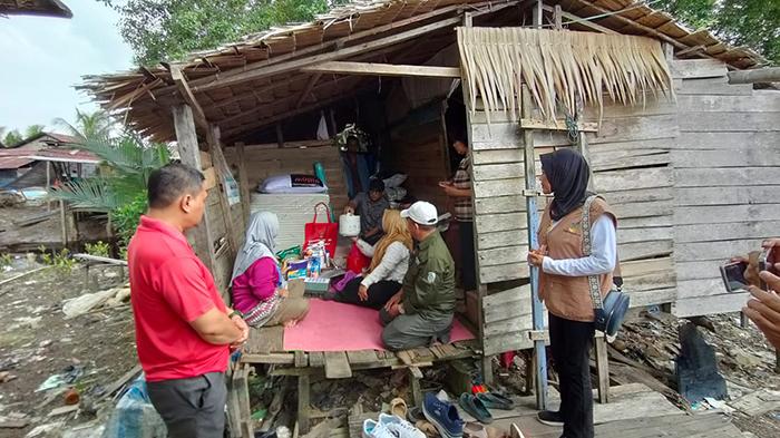 Tim Kemensos RI Bersama Antasena Berikan Bantuan RTLH Kepada Warga Nusapati Mempawah