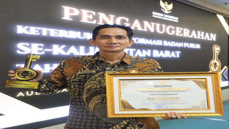 Pemkot Singkawang Raih Penghargaan Peringkat Terbaik Kedua Keterbukaan Informasi di Kalbar