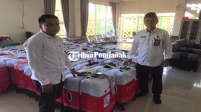 10 Bus Disediakan untuk Membawaw Calon Jemaah Haji Sambas Berangkat ke Pontianak Menuju Tanah Suci