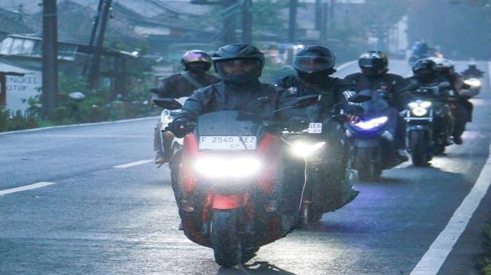 Instruktur YRA Ingatkan Pentingnya Keselamatan Berkendara Saat Musim Hujan