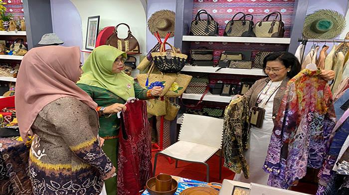 Ikuti Pameran Kriyanusa, Yunisa Satono Ingin Kenalkan Warisan Khas Sambas