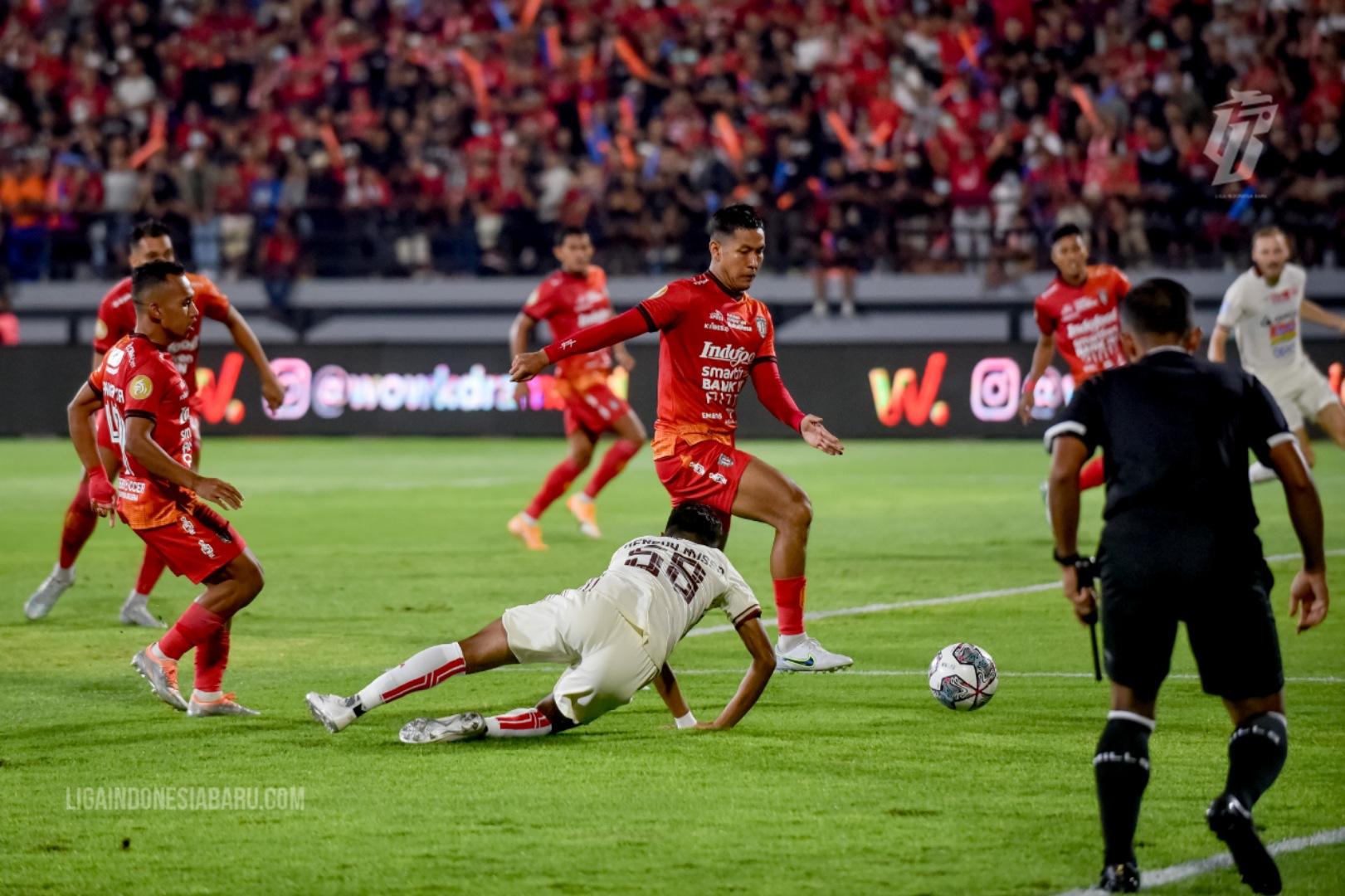 Klasemen-Liga-1-2022-2023-Terbaru-Hari-Ini-Arema-FC-dan-Persija-Jakarta-Zona-Degradasi.jpg