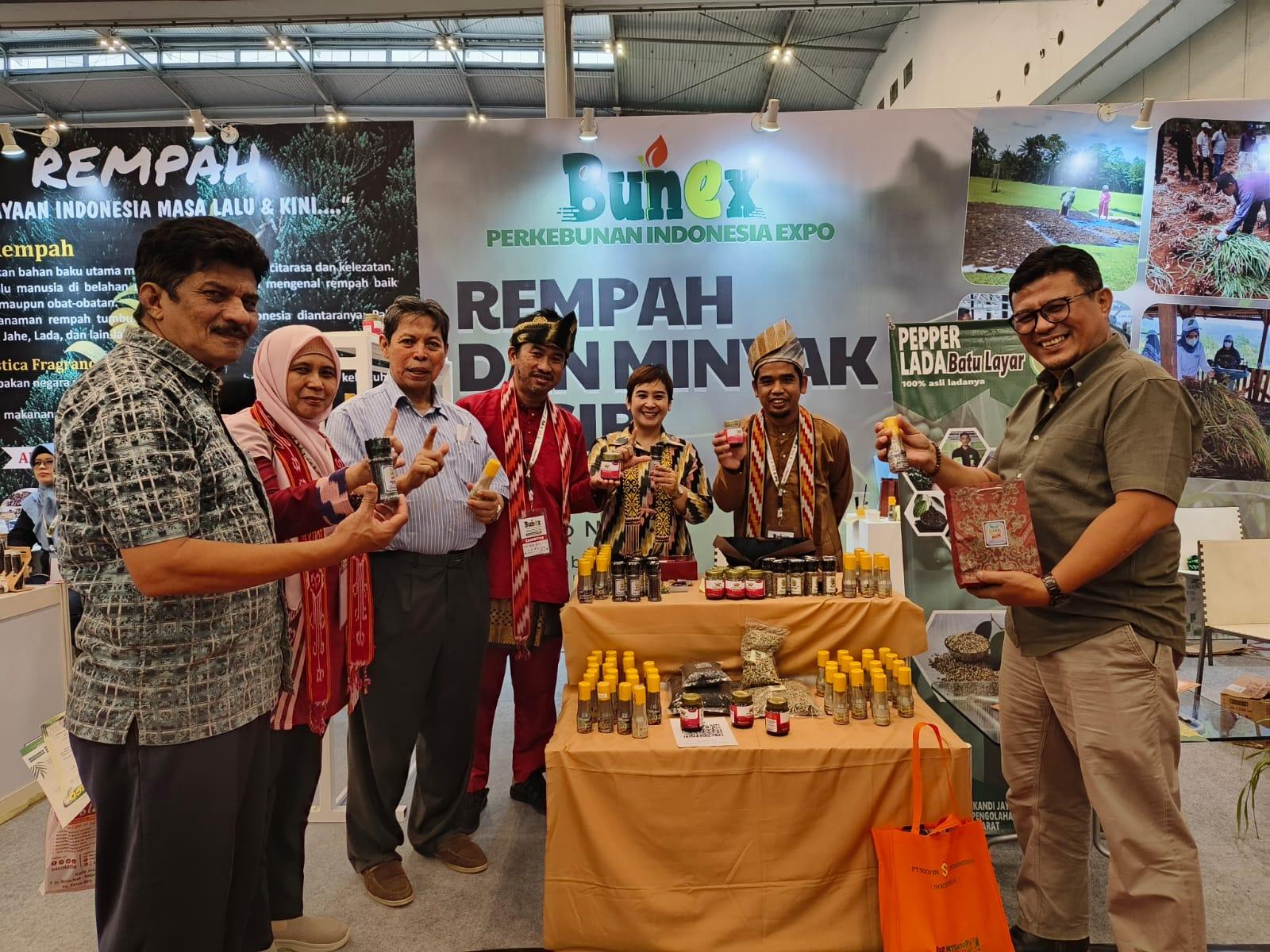 Angkat UMKM Lokal, Lada Batu Layar Produksi Sambas Ikuti Bunex Perkebunan Expo 2023 di Tangerang