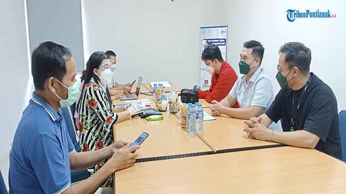 Kunjungan-management-Gojek-ke-Kantor-Tribun-Pontianak-Minggu-12-Juni-2022.jpg