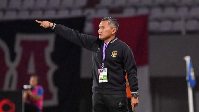 Mantan-pelatih-Timnas-Putri-Indonesia-Rudy-Eka-Resmi-menjadi-pelati-Gresik-United.jpg