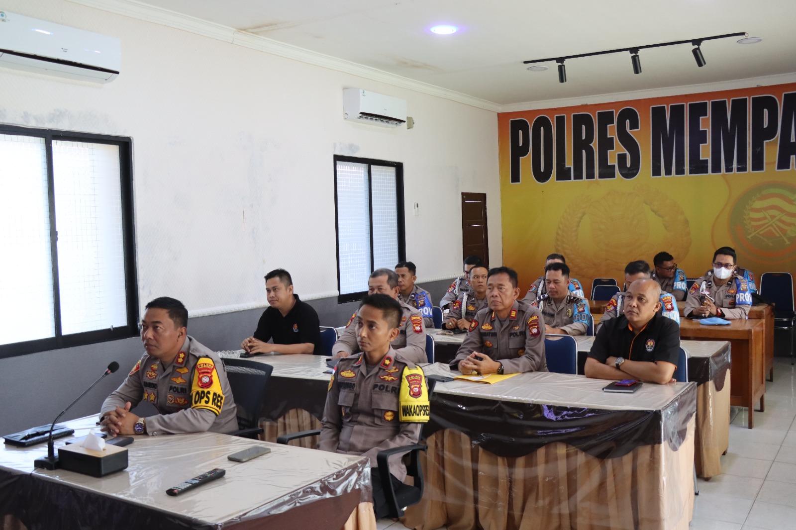 Kapolres Mempawah Mengikuti Rapat Kerja Teknis Jajaran Divisi Polri Secara Virtual
