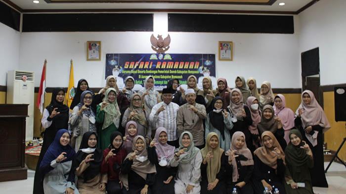 Safari Ramadan Terakhir Pemkab, Muhammad Pagi Kunjungi Mahasiswa Mempawah di Pontianak