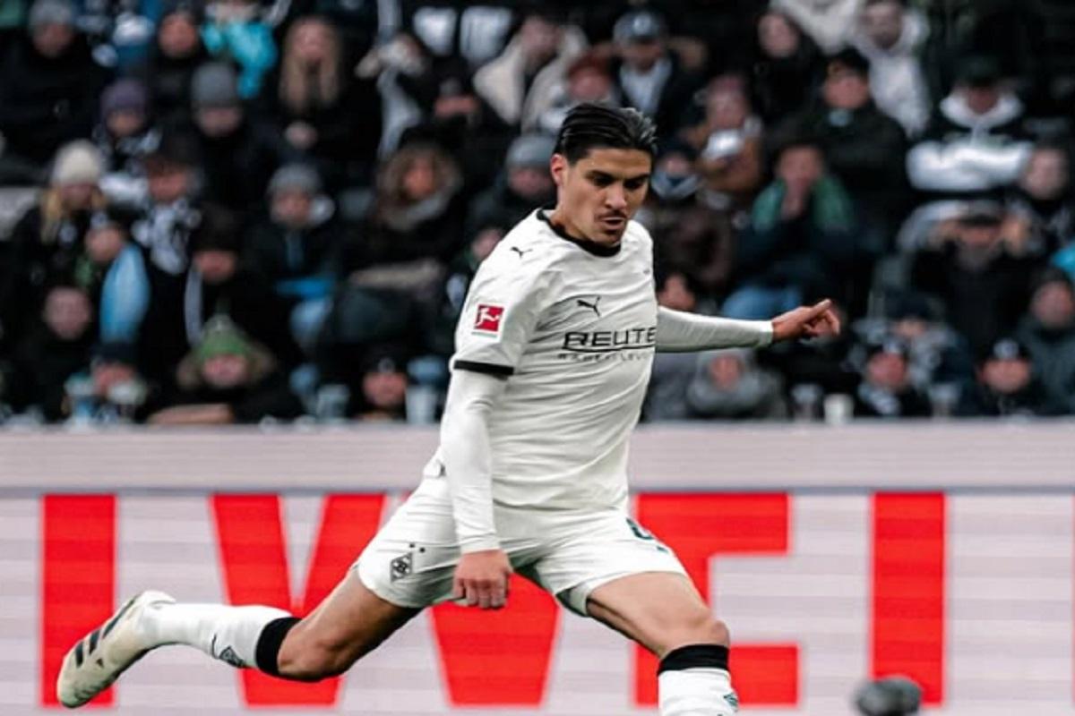 Moenchengladbach-vs-Borussia-Dortmund-di-Borussia-Park.jpg