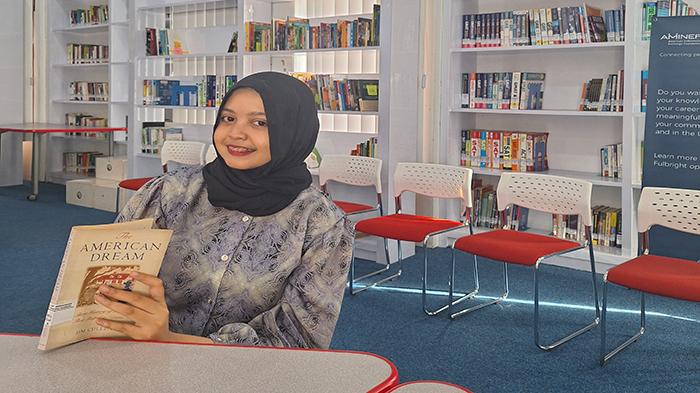 Najwa-Annisa-Fhoenna-Mahasiswi-Universitas-Tanjungpurae23ed.jpg