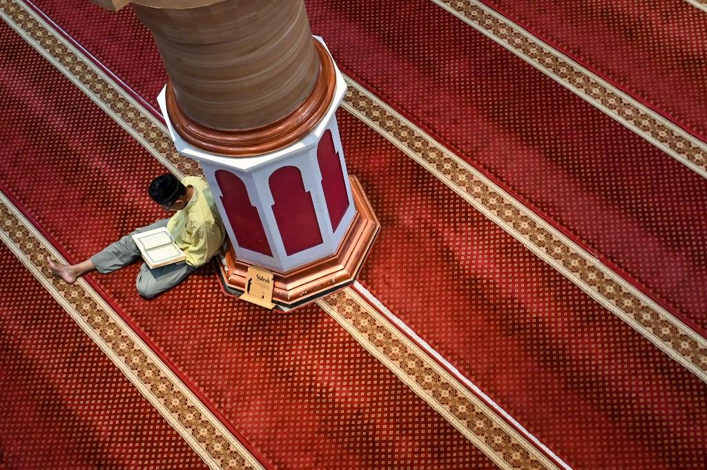 Niat-Shalat-Tarawih-Sendirian-di-Rumah-Jika-Tak-Sempat-Berjamaah-pada-10-Malam-Terakhir-Ramadhan.jpg