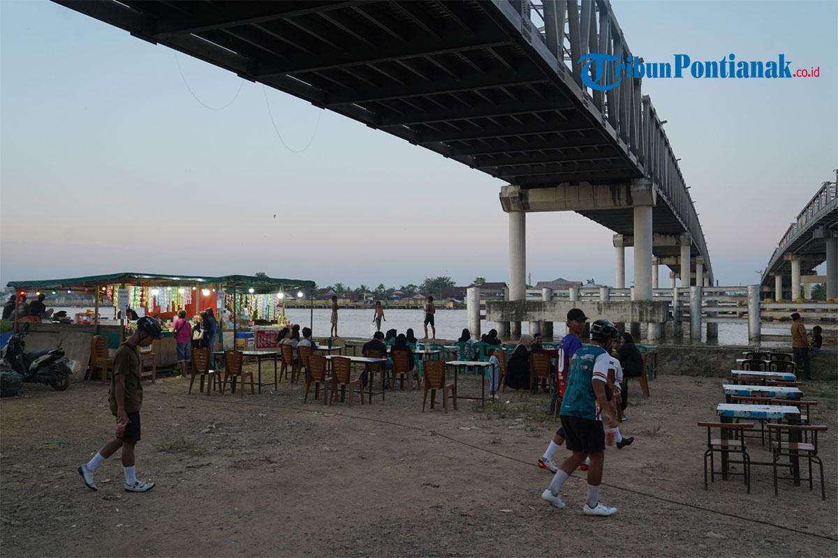 Berita Foto - Menikmati Panorama Sungai Kapuas dari Bawah Jembatan Duplikasi Kapuas - Tribunpontianak.co.id